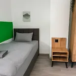 Livemore24 - Space In 24-7 Check-in Wifi Apartmán *